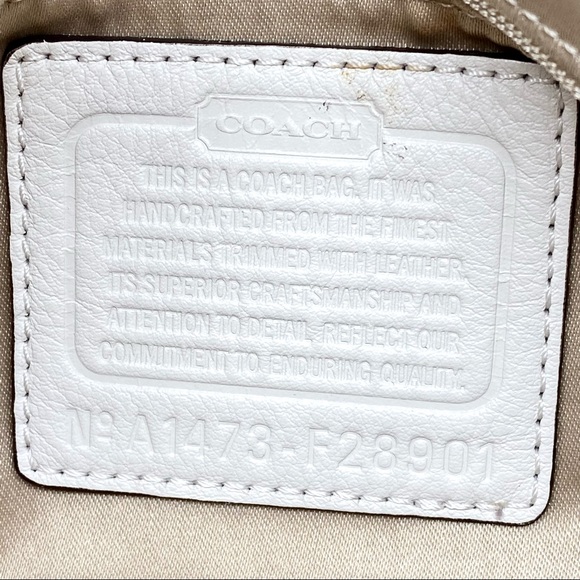 EUC Coach Campbell Signature Izzy Ivory Shoulder Bag - Picture 14 of 15